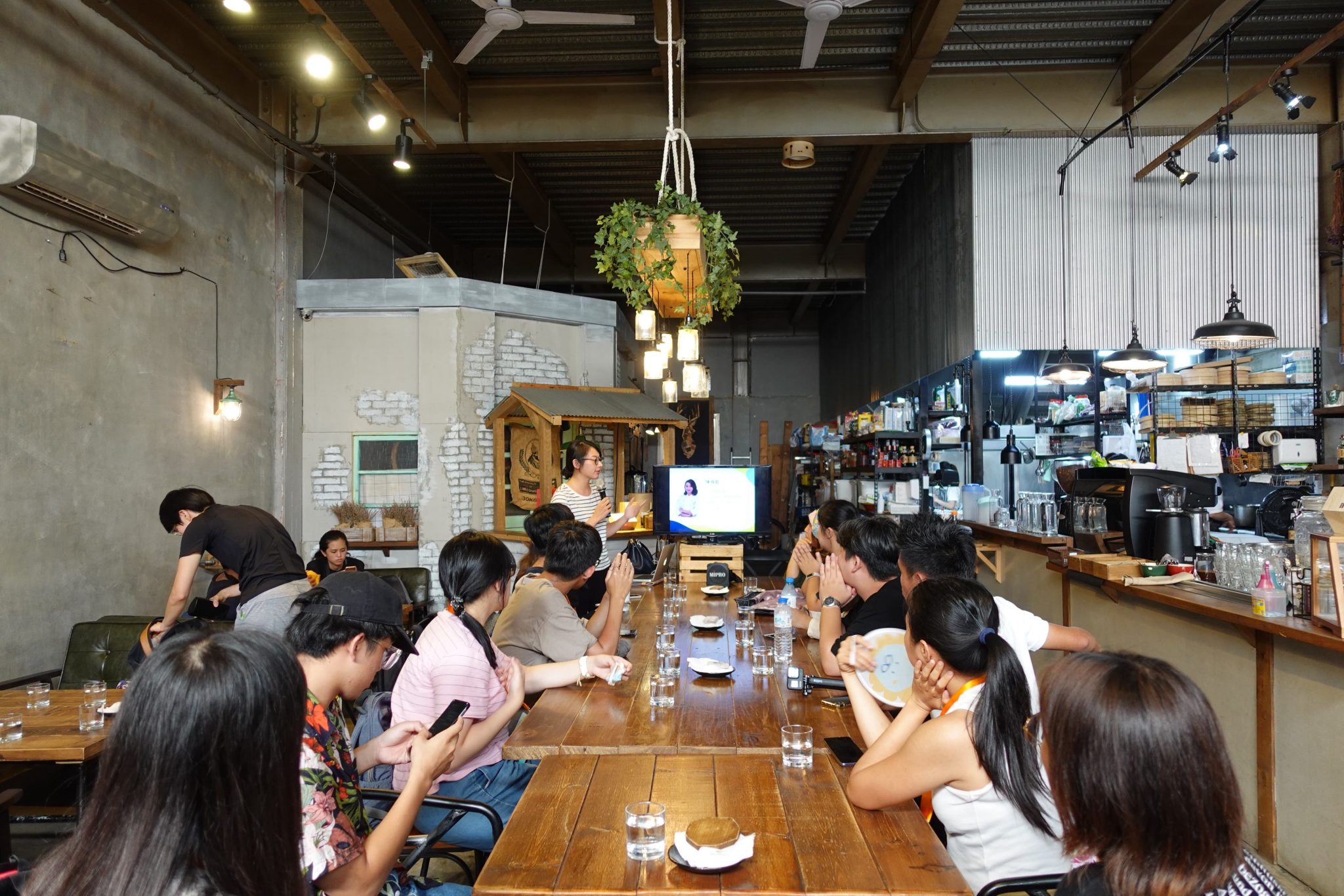 鹿港工業風美食餐廳推薦